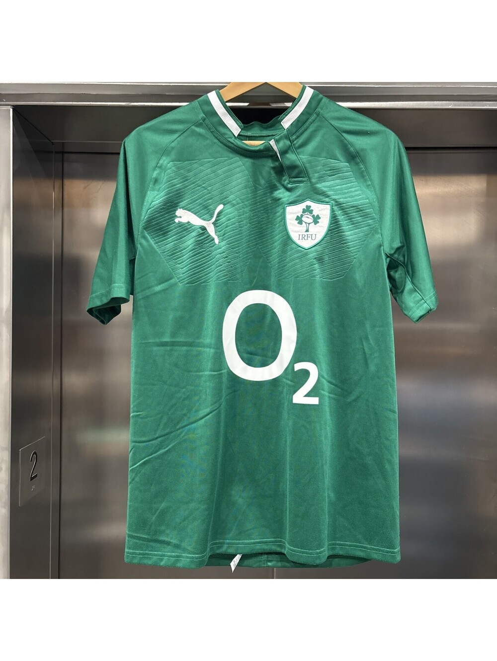 Ireland Rugby Union Jersey Boys SZ M Green O2 Shirt